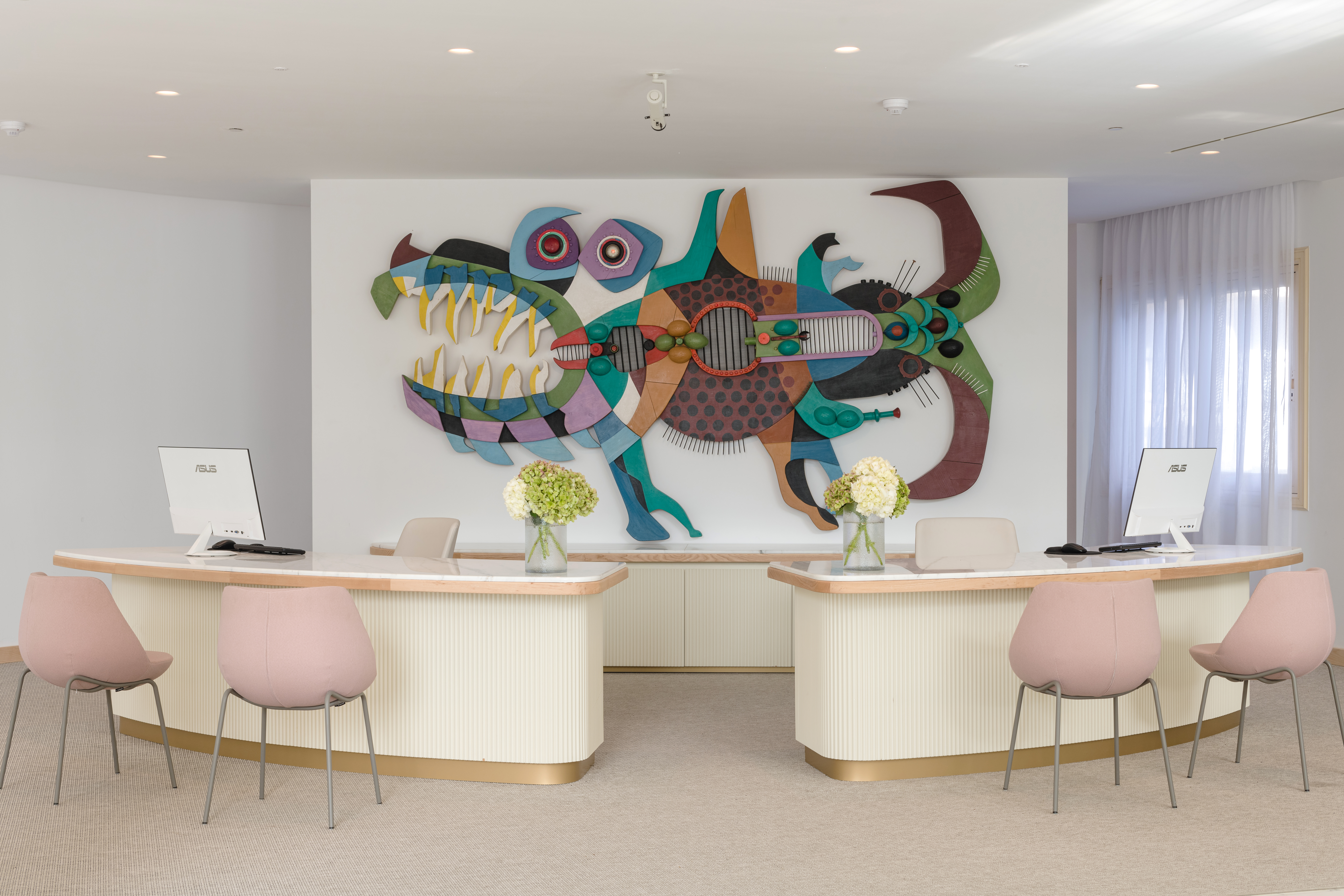 PLUS FARIONES SUITE HOTEL